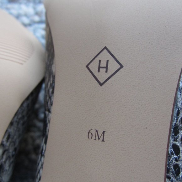 Halogen Rowen Snake Print Peep Toe Bootie - Picture 4 of 14